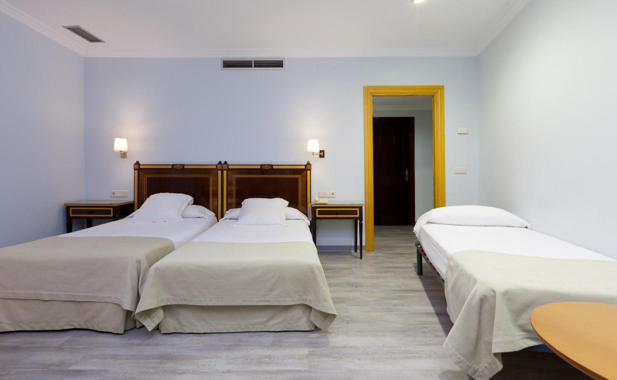 Triple Room,888423244:JPEG